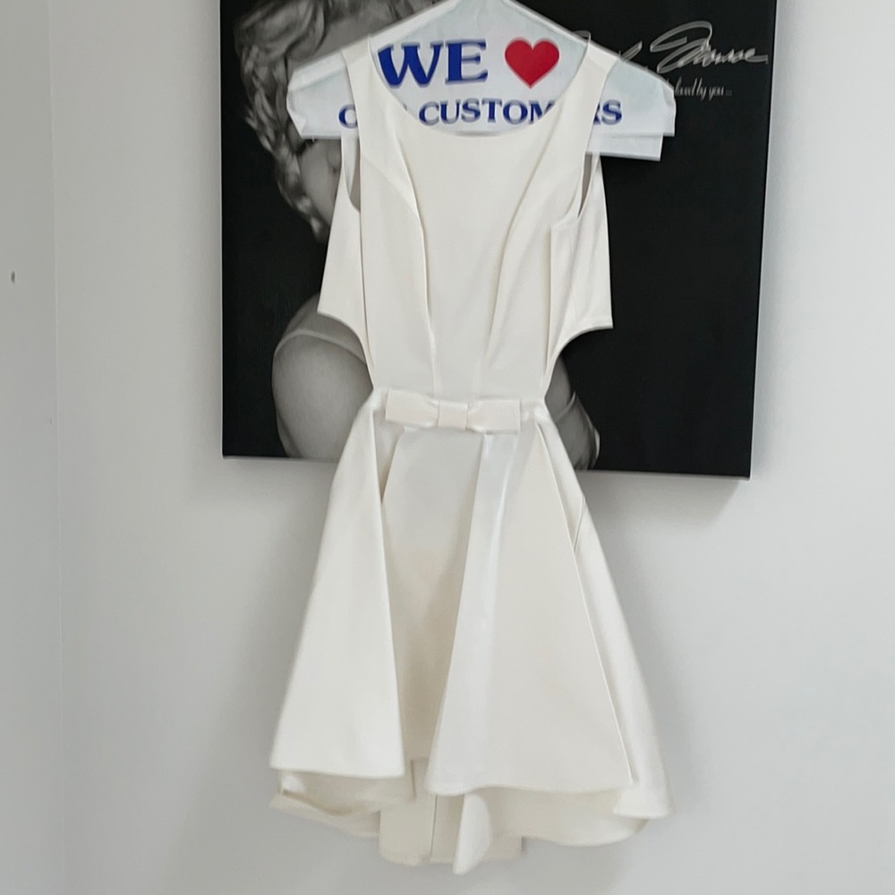 Guess by Marciano white fit n flare dress size 0